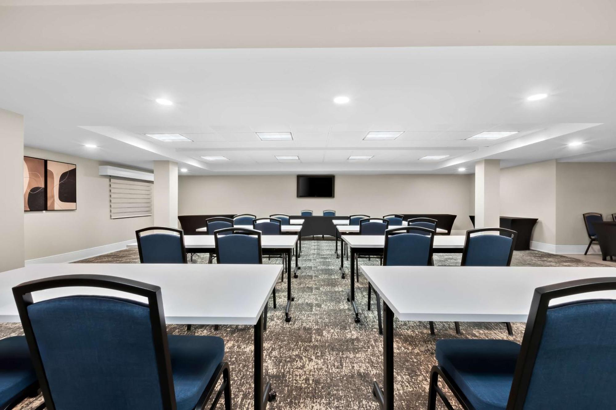 Latitude Suites Tinton Falls Eatontown - BW Premier Collection Exteriör bild