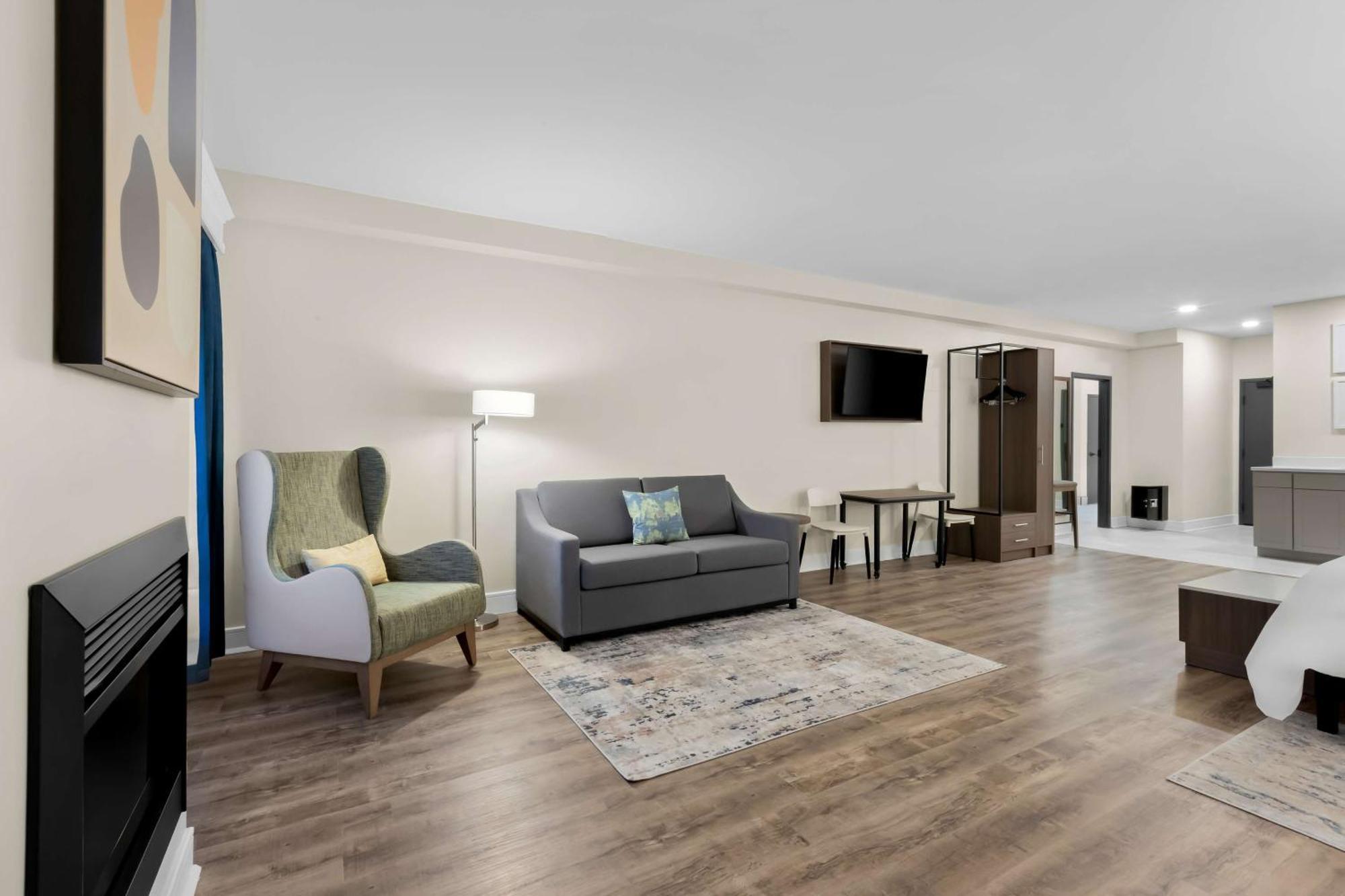 Latitude Suites Tinton Falls Eatontown - BW Premier Collection Exteriör bild
