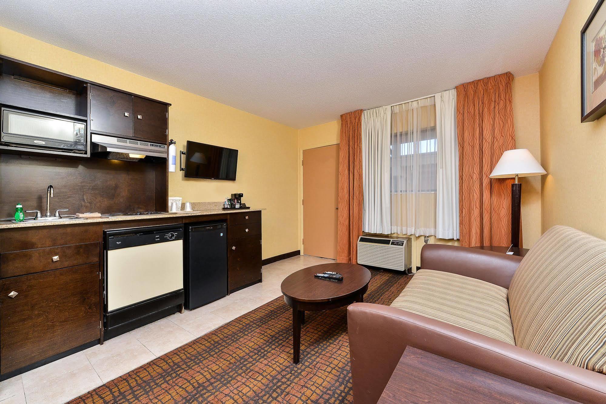 Latitude Suites Tinton Falls Eatontown - BW Premier Collection Exteriör bild