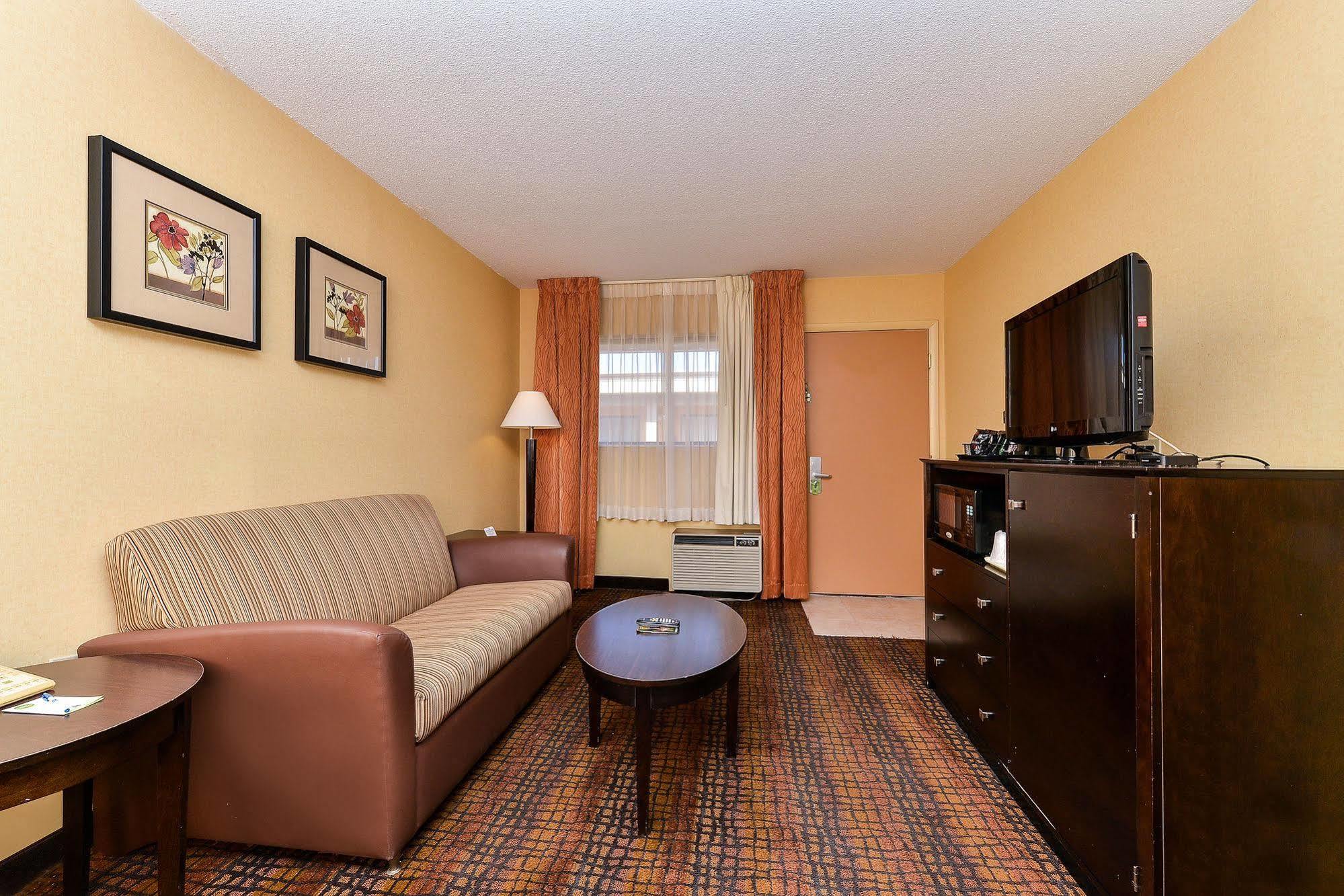 Latitude Suites Tinton Falls Eatontown - BW Premier Collection Exteriör bild