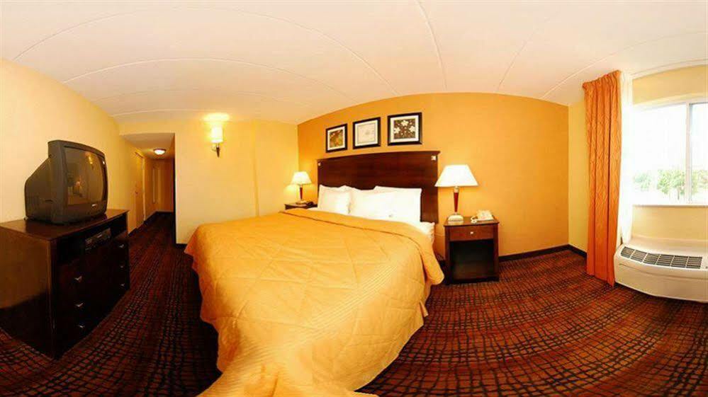 Latitude Suites Tinton Falls Eatontown - BW Premier Collection Exteriör bild